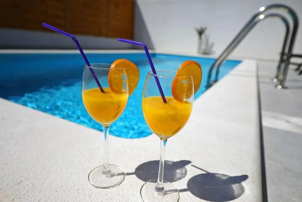 Luxury Apartment Petra With Private Pool Zadar