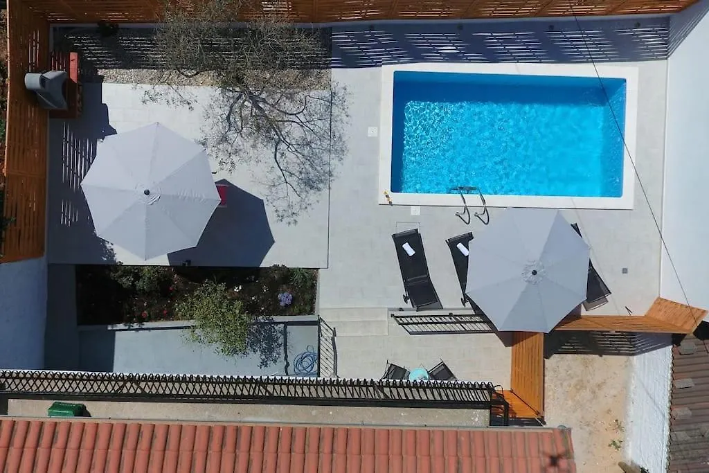 Luxury Apartment Petra With Private Pool Zadar