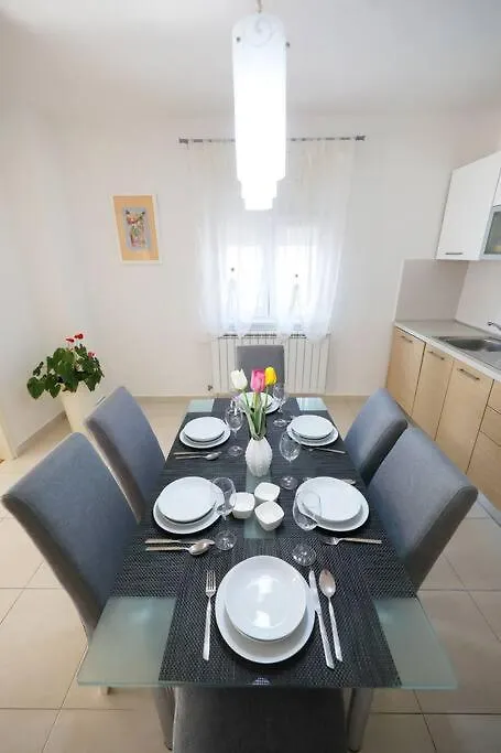 Luxury Apartment Petra With Private Pool Zadar 0*,